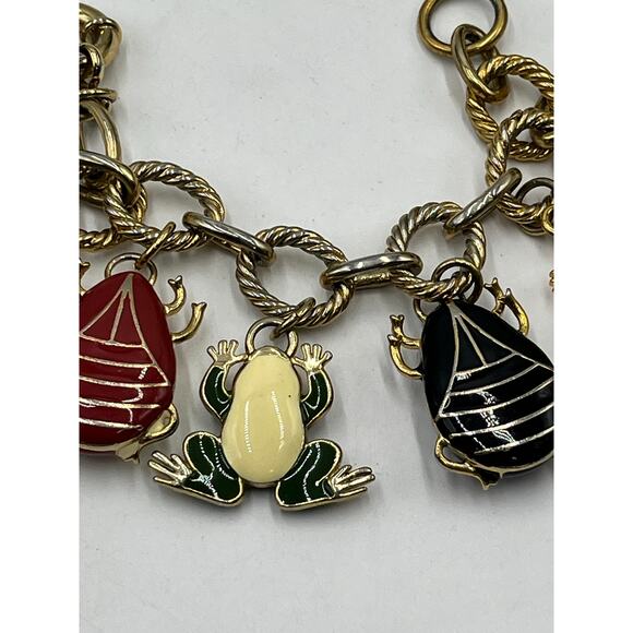 J. Crew Gold Tone Charm Bracelet Enamel Bee Beetle Frog Turtle Animal Charms - Picture 7 of 9
